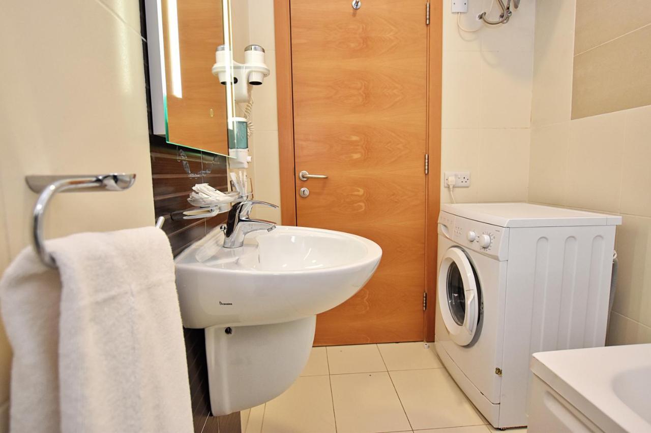 101 Moroni By Cast Renting Apartman Gżira Kültér fotó
