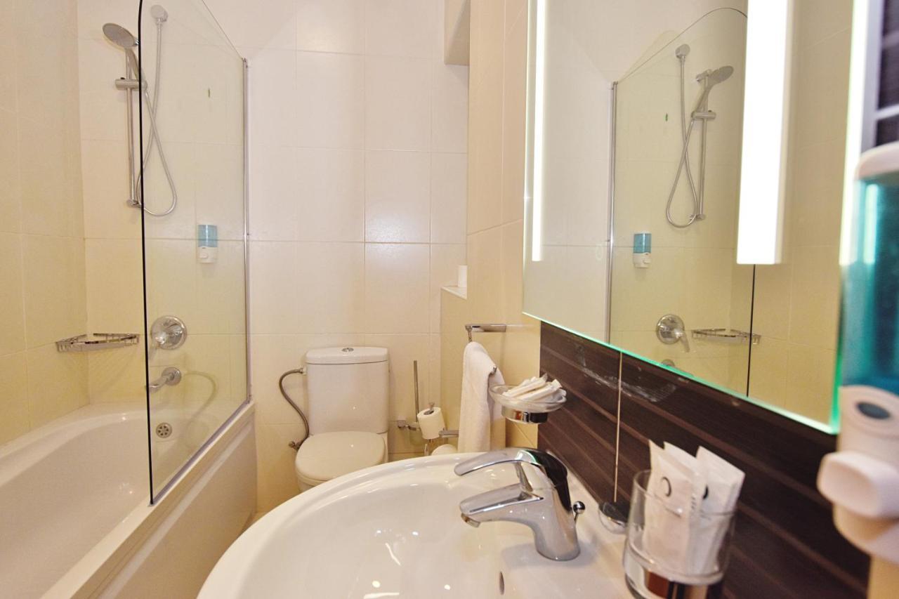 101 Moroni By Cast Renting Apartman Gżira Kültér fotó